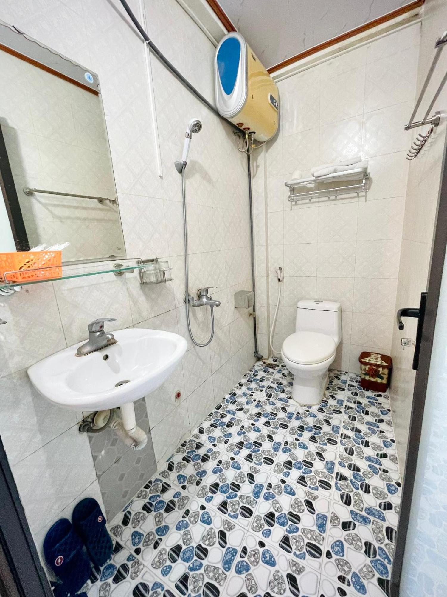 Thai Thinh Hotel 동반 외부 사진