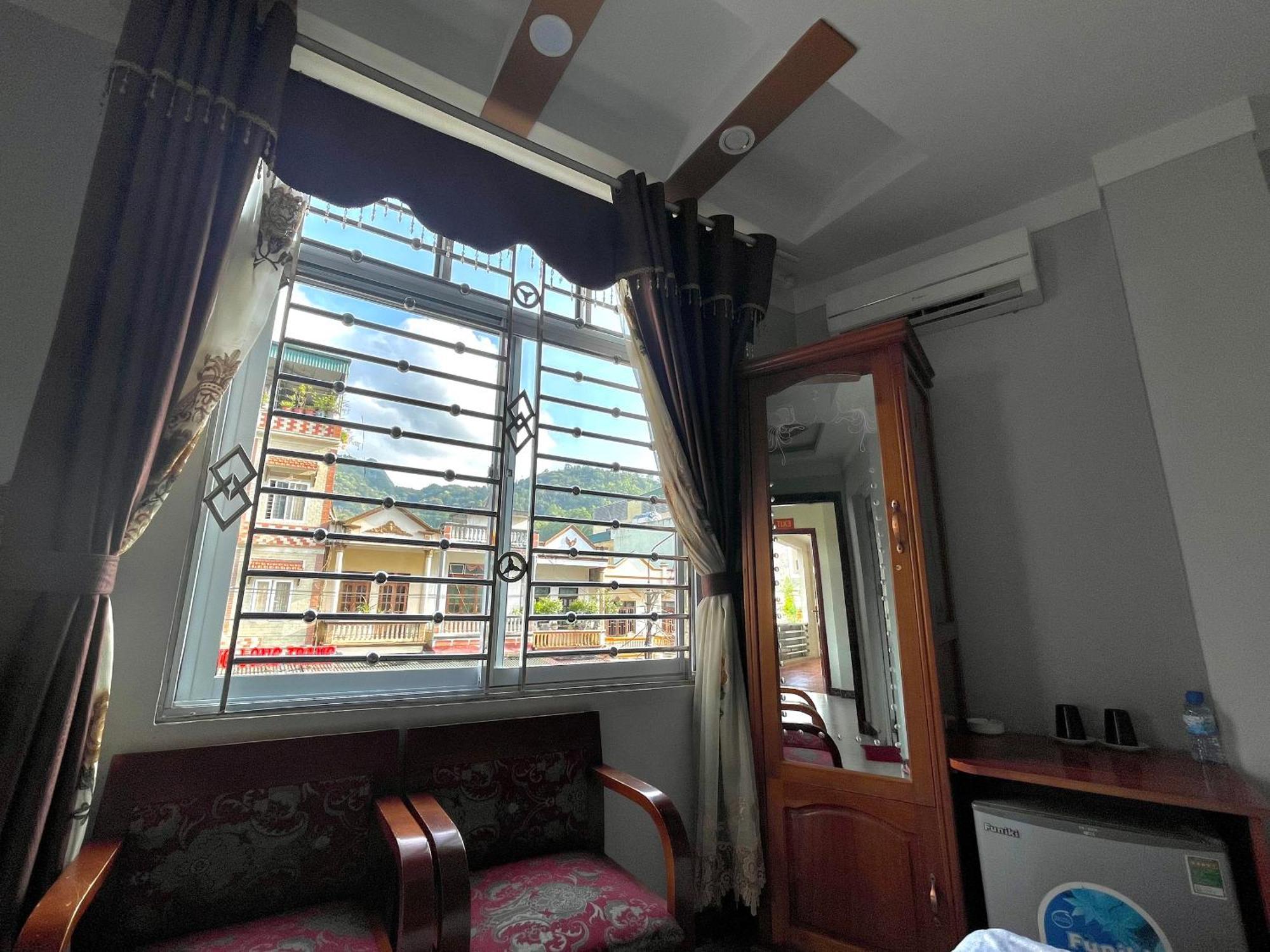 Thai Thinh Hotel 동반 외부 사진